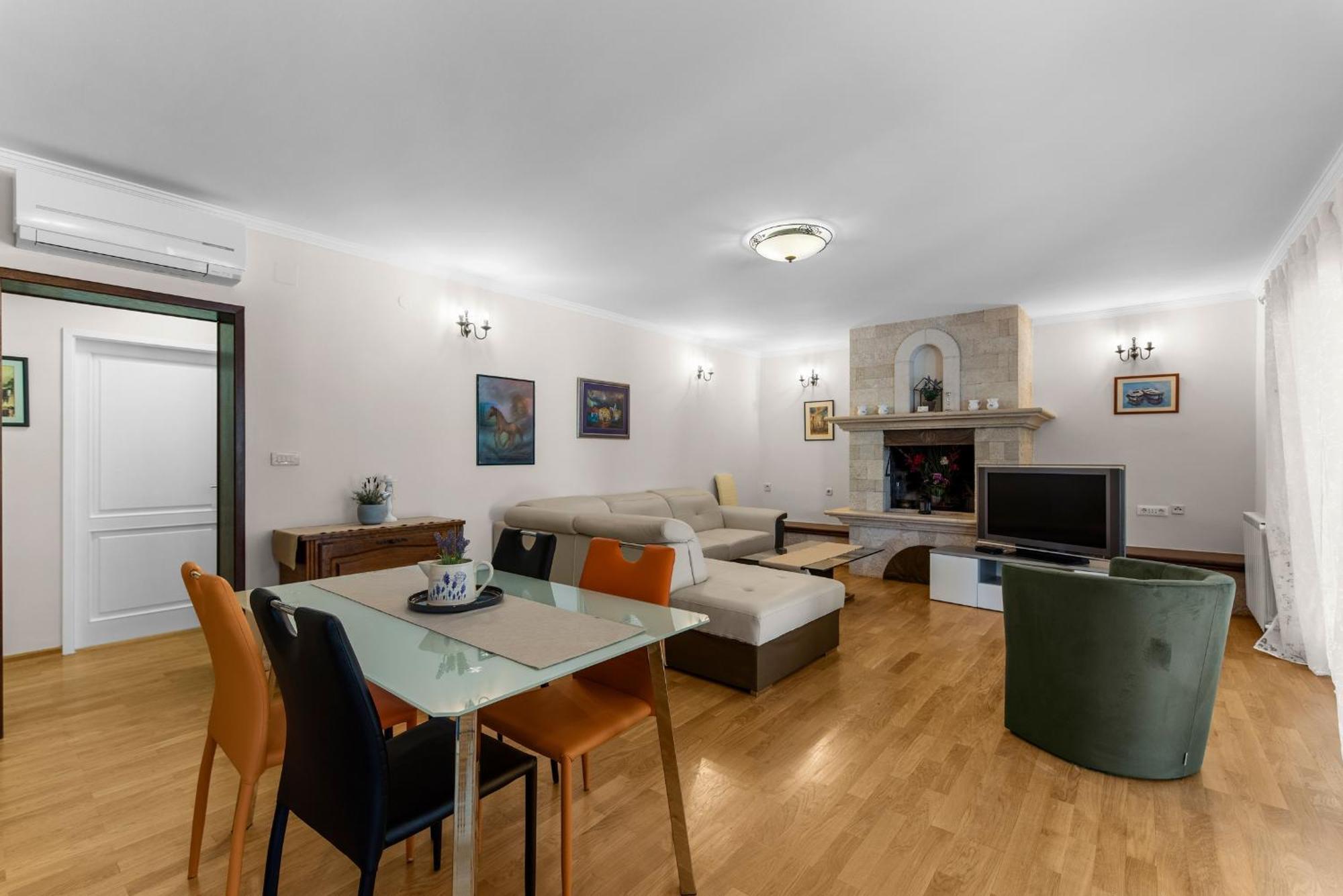 Villa Hope Apartments Пореч Екстериор снимка