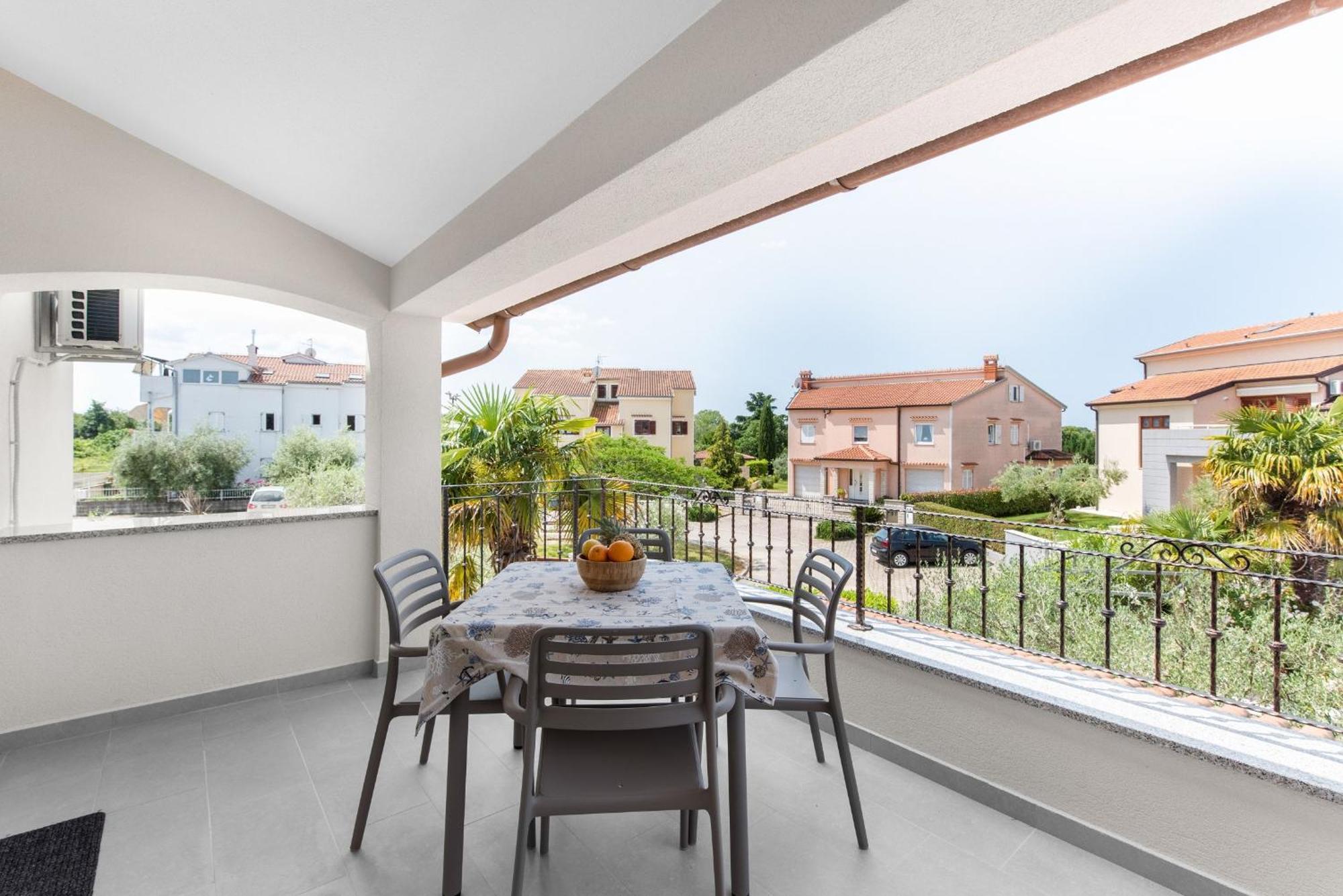 Villa Hope Apartments Пореч Екстериор снимка